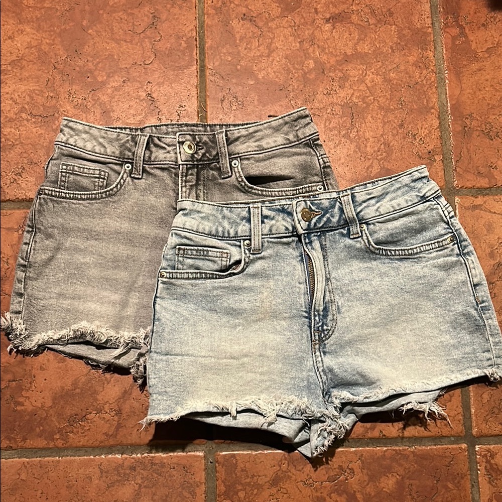 H&M Divided Jean Raw Hem Shorts (Set of 2)